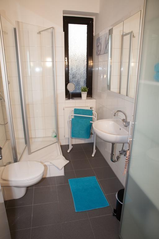 Apartmenthaus Lorbach سولينجين المظهر الخارجي الصورة